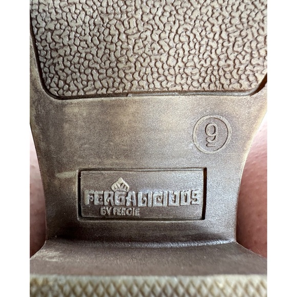 Felicitous by Fergie rich brown leather lazer cut women's booties sz 9 SFPF Home - Picture 5 of 7